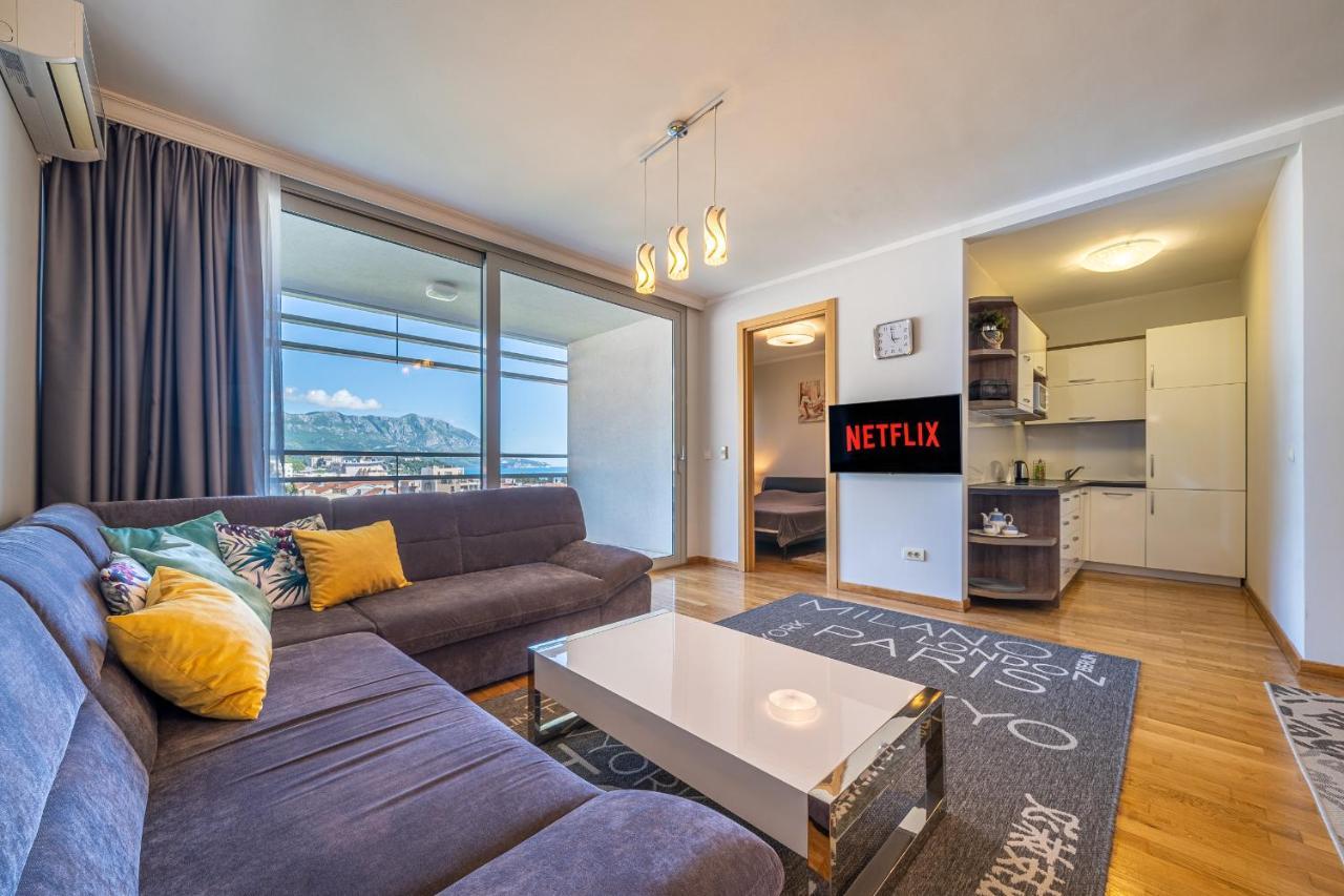 Sea View Apartments In Budva Exteriör bild
