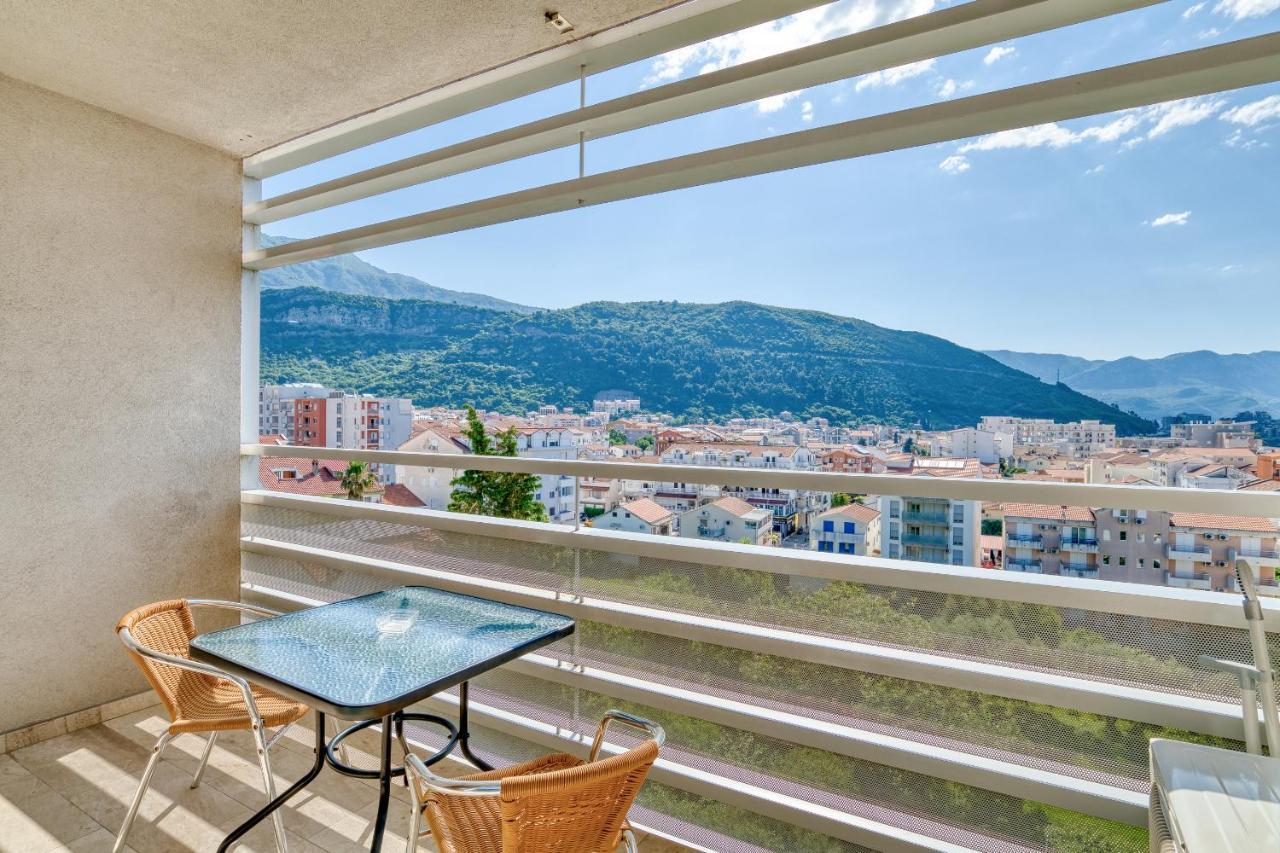 Sea View Apartments In Budva Exteriör bild